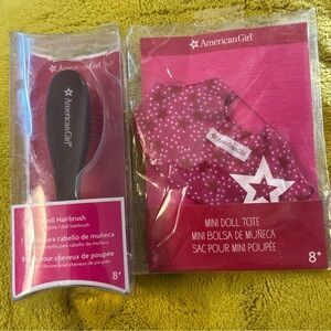American Girl Doll Hairbrush &
Mini Doll Tote